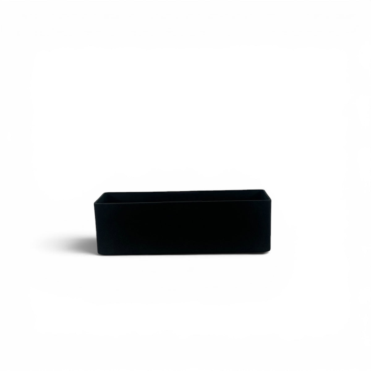 Light weight Polyresin window box small 60X18X18