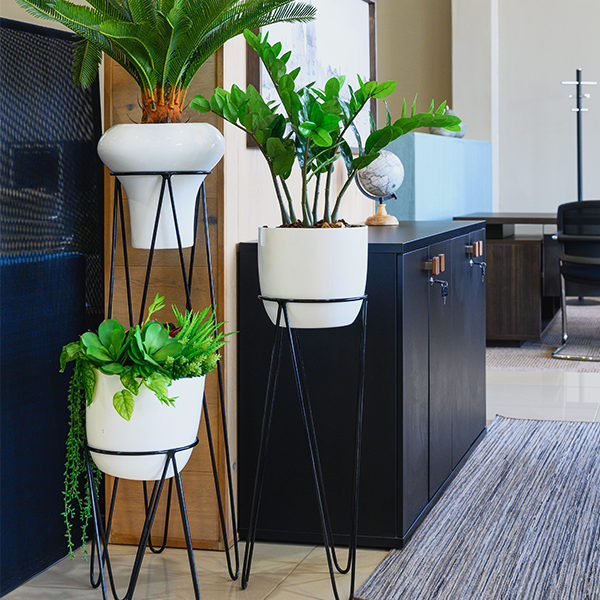 Hairpin plant stand deals